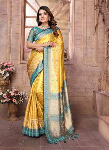 Looking These Party Wear Saree in Fine Colored.These Saree And Blouse is Fabricated On Banarasi Tissue Silk.Its Beautified With Heavy Wevon Patola Designer.