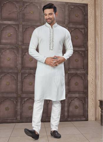 Looking These Party Wear Mans Wear Kutra Payjama wearing this fashionable. Tailored Kurta Are Cotton And Payjama Cotton finest Fabriced With Designer Embroidery Work and fashioned with a banded collar for a dash of style.