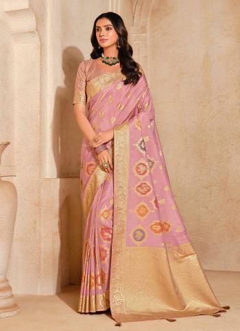 Garb These Party Wear Saree in Fine Colored.These Saree And Blouse is Fabricated On Silk.Its Beautified With Wevon Jari Designer.