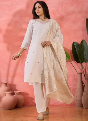 Garb These Beautiful Looking Readymade Suits With Dupatta.These Suit is Fabricated On Top Are Roman Silk And Bottom Are Roman Silk And Jacquard Dupatta .Its Beautified With Wevon Designer, Embroidery Work.