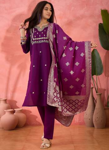 Garb These Beautiful Looking Readymade Suits With Dupatta.These Suit is Fabricated On Top Are Roman Silk And Bottom Are Roman Silk And Jacquard Dupatta .Its Beautified With Wevon Designer, Embroidery Work.