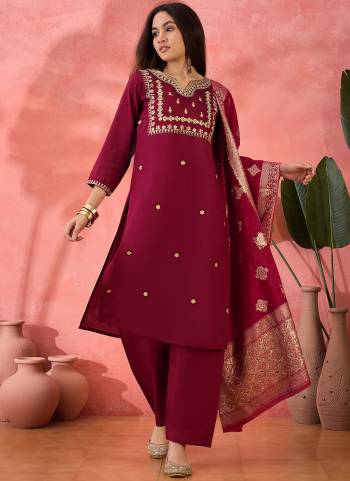 Garb These Beautiful Looking Readymade Suits With Dupatta.These Suit is Fabricated On Top Are Roman Silk And Bottom Are Roman Silk And Jacquard Dupatta .Its Beautified With Wevon Designer, Embroidery Work.
