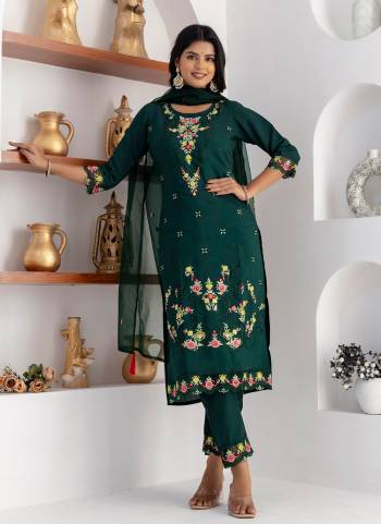 Garb These Beautiful Looking Readymade Suits With Dupatta.These Suit is Fabricated On Top Are Viscose Silk And Bottom Are Viscose Silk And Organza Dupatta .Its Beautified With Designer Thread Embroidery,Hand Work.