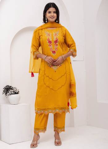 Garb These Beautiful Looking Readymade Suits With Dupatta.These Suit is Fabricated On Top Are Viscose Silk And Bottom Are Viscose Silk And Organza Dupatta .Its Beautified With Designer Thread Embroidery,Hand Work.