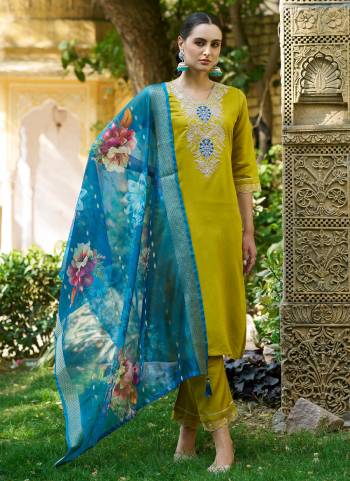 Looking These Beautiful Looking Readymade Suits With Dupatta.These Suit is Fabricated On Top Are Viscose Silk And Bottom Are Viscose Silk And Organza Dupatta .Its Beautified With Designer Embroidery Work.