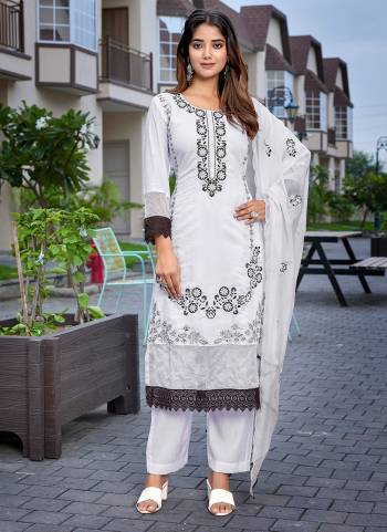 Looking These Beautiful Party Wear Designer Readymade Suits.These Top And Bottom Are Chanderi And Dupatta is Fabricated On Organza.Its Beautified With Designer Embroidery Work.