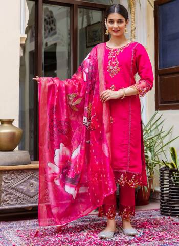 Garb These Beautiful Looking Readymade Suits With Dupatta.These Suit is Fabricated On Top Are Viscose Roman Silk And Bottom Are Viscose Roman Silk And Organza Dupatta .Its Beautified With Designer Thread Embroidery Work,Printed Dupatta.