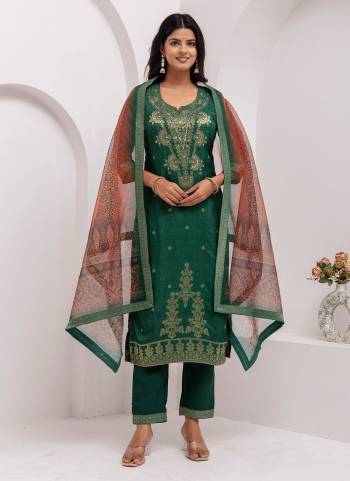 Attrective These Beautiful Looking Readymade Suits With Dupatta.These Suit is Fabricated On Top Are Viscose Jacquard Silk And Bottom Are Viscose Silk And Organza Dupatta .Its Beautified With Wevon Jacquard Designer With Hand Work,Printed Dupatta.
