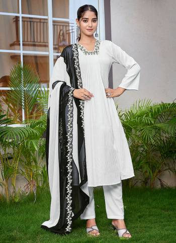 Garb These Beautiful Party Wear Designer Readymade Suits.These Top And Bottom Are Viscose And Dupatta is Fabricated On Georgette.Its Beautified With Solid Designer.