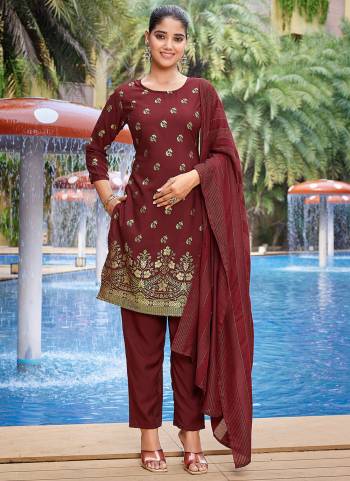 Garb These Beautiful Party Wear Designer Readymade Suits.These Top And Bottom Are Crepe And Dupatta is Fabricated On Viscose.Its Beautified With Designer Foil Printed.