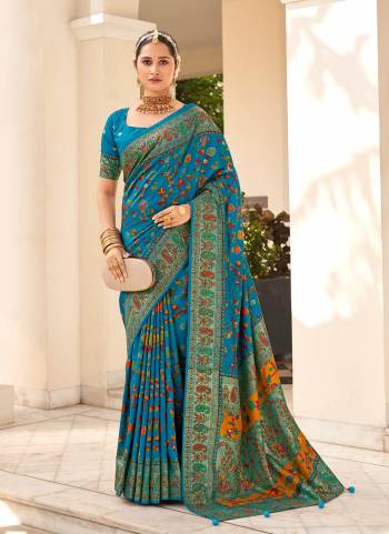 Garb These Party Wear Saree in Fine Colored.These Saree And Blouse is Fabricated On Velvet Tussar Silk Pair.Its Beautified With Wevon Jari Designer With Floral Printed.