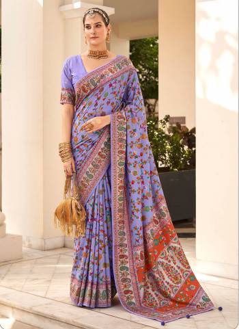 Garb These Party Wear Saree in Fine Colored.These Saree And Blouse is Fabricated On Velvet Tussar Silk Pair.Its Beautified With Wevon Jari Designer With Floral Printed.