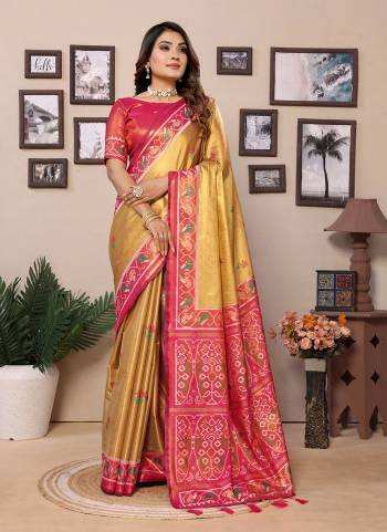 Attractive These Festive Party Wear Saree in Fine Colored.These Saree And Blouse is Fabricated On Banarasi Tissue Silk.Its Beautified With Wevon Jari Patola Designer.