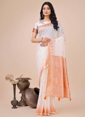Attractive These Fastive Party Wear Saree in Fine Colored.These Saree And Blouse is Fabricated On Linen Cotton.Its Beautified With Weavon Jacquard Designer.