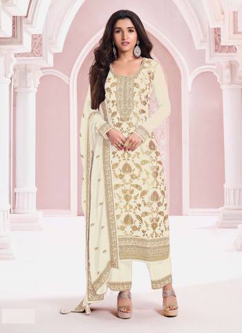 White colored Pakistani Suit is prettified with Embroidery work,Sequence Work And Zari as shown which makes it appear classy. This top is made of Pure Jacquard Viscos fabric which is accompanied with Santoon Bottom,Santoon Inner and Chinon dupatta. Women can buy this suit to wear for their parties and functions.