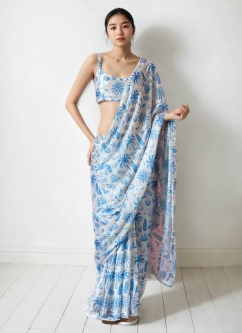 Looking These Fastive Wear Saree in Fine Colored.