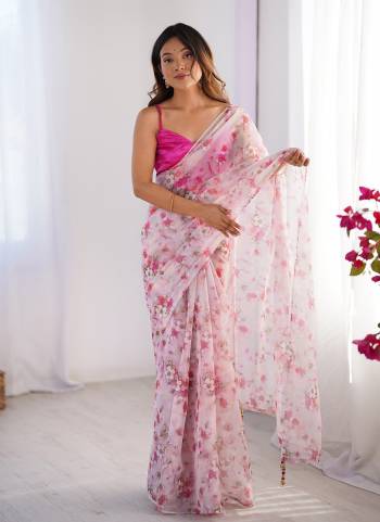 Garb These Fancy Party Wear Saree in Fine Colored.These Saree Are Organza And Blouse is Fabricated On Art Silk Pair.Its Beautified With Fancy Disigner Saree.