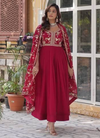 Looking These Beautiful Looking Party Wear Readymade Long Gown With Dupatta.These Gown And Dupatta is Fabricated On Faux Georgette.Its Beautified With Designer Jari,Sequance Embroidery Work.