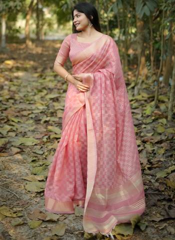 Looking These Party Wear Saree in Fine Colored.These Saree And Blouse is Fabricated On Kalyani Silk.Its Beautified With Weaving Small Jari Checks Designer.