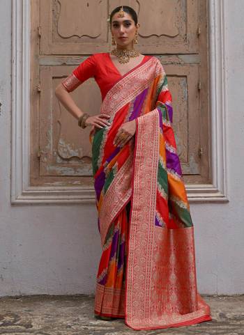 Attrective These Festive Wear Saree in Fine Colored.These Saree And Blouse is Fabricated On Banarasi Silk.Its Beautified With Handloom Wevon Kadwa Style Multy Color Designer.