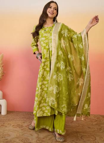 Attractive These Beautiful Looking Readymade Suits.These Top And Bottom Are Roman Silk And Dupatta Are Roman Silk Fabricated.Its Beautified  With Disigner Embroidery Work With Printed.