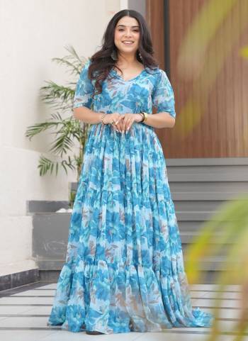 Garb These Beautiful Looking Party Wear Readymade Long Gown.These Gown is Fabricated On Faux Georgette.Its Beautified With Designer Printed.