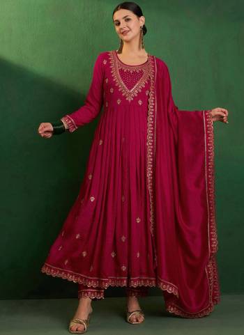 Garb These Suit in Fine Colored Pair With Bottom And Dupatta.These Top And Bottom Are Fabricated On CP Vichitra Pair With CP Vichitra Dupatta.Its Beautified With Designer Embroidery Work.