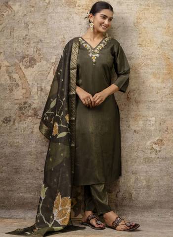 Attractive These Beautiful Looking Readymade Suits With Dupatta.These Suit is Fabricated On Top Are Shimmer Silk And Bottom Are Shimmer Silk And Organza Dupatta .Its Beautified With Designer Hand Work With Wevon Dupatta.