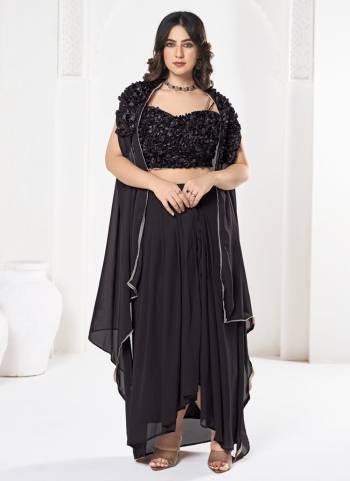 Grab These Party Wear Choli Bottom With Shrug in Fine Colored.These Bottom Are Georgette Choli Are Silk Flower And Shrug Are Fabricated On Georgette Pair.Its Beautified With Self Flower Designer.