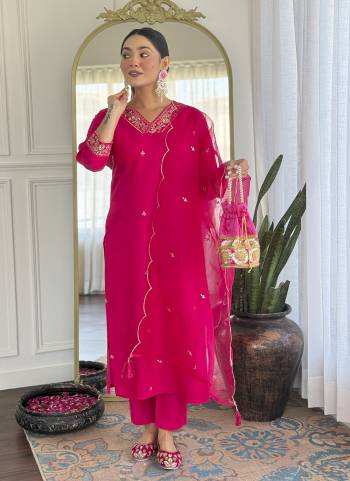 Garb These Beautiful Looking Readymade Suits.These Top And Bottom Are Viscose Chanderi And Dupatta Organza Fabricated.Its Beautified With Designer Embroidery Work.