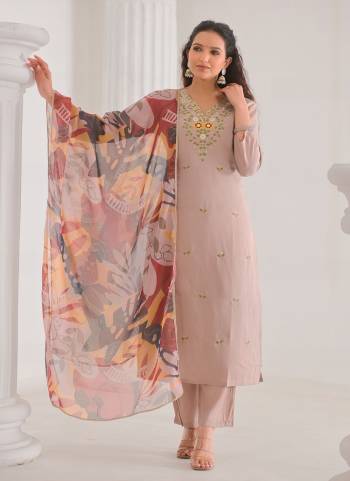 Attractive These Designer Suit in Fine Colored Pair With Bottom And Dupatta.These Top And Bottom Are Fabricated On Chanderi Silk Pair With Chanderi Dupatta.Its Beautified With Designer Embroidery Work.