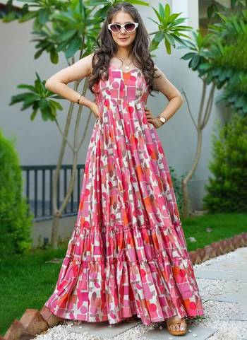 Attractive Looking These Beautiful Looking Readymade Long Kurti.These Kurti is Fabricated On Rayon.Its Beautified With Designer Printed.