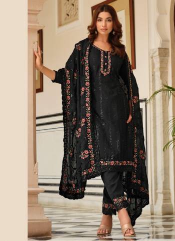 Attractive Looking These Party Wear Suit in Fine Colored Pair With Bottom And Dupatta.These Top Are Chinon And Dupatta Are Fabricated On Chinon Pair With Chinon Bottom.Its Beautified With Designe Heavy Multy Thread Embroidery Work.