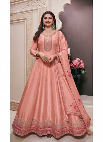 Attractive These Party Wear Anarkali Suit in Fine Colored Pair With Bottom And Dupatta.These Top Are Moonga Silk And Dupatta Are Fabricated On Georgette Pair With Santoon Bottom.Its Beautified With Designer Multy Thread Embroidery Work.