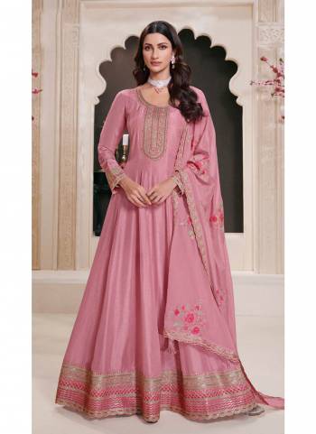 Attractive These Party Wear Anarkali Suit in Fine Colored Pair With Bottom And Dupatta.These Top Are Moonga Silk And Dupatta Are Fabricated On Georgette Pair With Santoon Bottom.Its Beautified With Designer Multy Thread Embroidery Work.