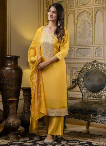 Garb These Beautiful Looking Party Wear Readymade Suits With Dupatta.These Suit is Fabricated On Top Are Silk Blend  And Bottom Are Silk Blend And Organza Dupatta .Its Beautified With Designer Thread Embroidery Work.