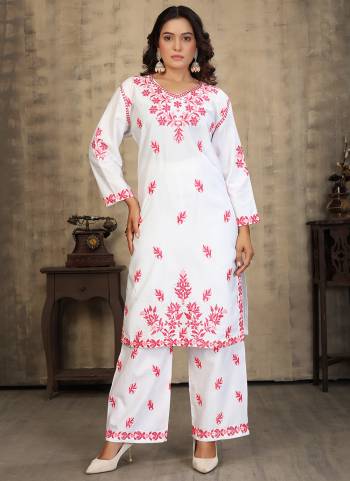 Grab These Beautiful Looking Readymade Kurti With Bottom.These Kurti And Bottom is Fabricated On Rayon Slub.Its Beautified With Designer Chikankari Embroidery Work.