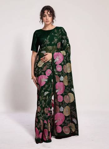 Garb These Party Wear Saree in Fine Colored.These Saree Are Georgette And Blouse is Banglori Fabricated.Its Beautified With Designer Thread,Sequance Embroidery Work.