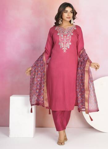 Attractive These Designer Suit in Fine Colored Pair With Bottom And Dupatta.These Top Are Chanderi And Bottom Are Fabricated On Chanderi Pair With Organza Dupatta.Its Beautified With Designer Embroidery Work.