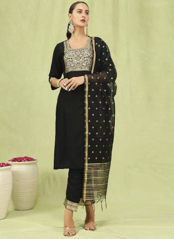 Garb These Beautiful Looking Party Wear Readymade Suits With Dupatta.These Suit is Fabricated On Top And Bottom Are Cotton Blend And Chanderi Silk Dupatta .Its Beautified With Designer Embroidery Work.