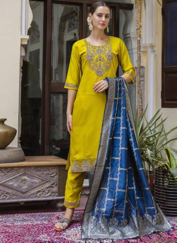 Garb These Beautiful Looking Party Wear Readymade Suits With Dupatta.These Suit is Fabricated On Top And Bottom Are Viscose Rayon And Banarasi Silk Dupatta .Its Beautified With Designer Embroidery Work.