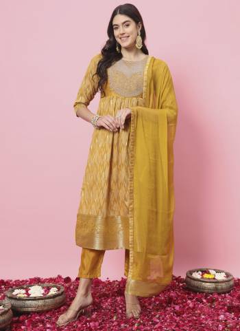 Garb These Beautiful Looking Readymade Suits With Dupatta.These Suit is Fabricated On Top Are Cotton Silk And Bottom Are Santoon And Nazmin Dupatta .Its Beautified With Wevon Designer With Embroidery Work,Printed.