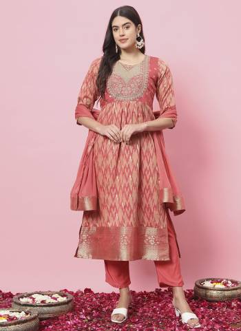 Garb These Beautiful Looking Readymade Suits With Dupatta.These Suit is Fabricated On Top Are Cotton Silk And Bottom Are Santoon And Nazmin Dupatta .Its Beautified With Wevon Designer With Embroidery Work,Printed.