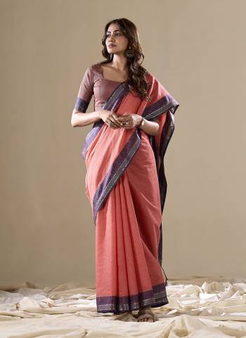 Looking These Party Wear Saree in Fine Colored.These Saree Are Handloom Silk And Blouse is Fabricated On Handloom Silk.Its Beautified With Wevon Pallu Border Designer.