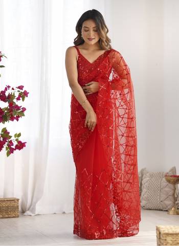 Garb These Party Wear Saree in Fine Colored.These Saree Are Soft Net And Blouse is Soft Net Fabricated.Its Beautified With Designer Sequance Embroidery Work.