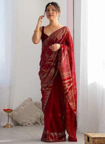 Garb These Party Wear Saree in Fine Colored.These Saree Are Georgette And Blouse is Diamond Silk Fabricated.Its Beautified With Designer Sequance Embroidery Work.