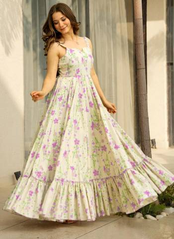 Garb These Beautiful Looking Party Wear Readymade Long Gown.These Gown is Fabricated On Heavy Rayon.Its Beautified With Designer Printed.