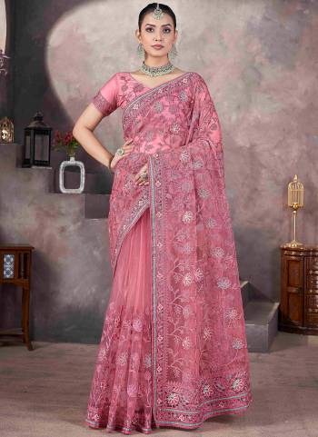 Garb These Party Wear Saree in Fine Colored.These Saree Are Butterfly Net And Blouse is Butterfly Net Fabricated.Its Beautified With Designer Thread Embroidery Work.