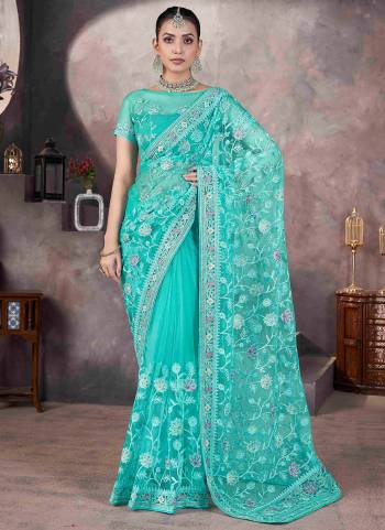 Garb These Party Wear Saree in Fine Colored.These Saree Are Butterfly Net And Blouse is Butterfly Net Fabricated.Its Beautified With Designer Thread Embroidery Work.