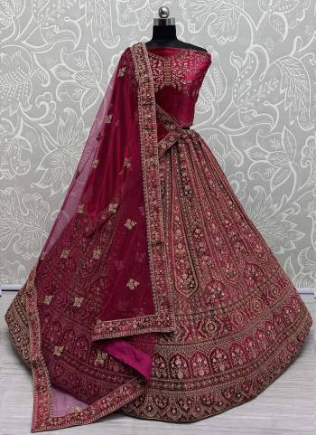 For A Fancy Designer Look,Grab These Lehenga Choli With 2 Dupatta in Fine Colored.These Lehenga And Choli Are Velvet And Dupatta Are Fabricated On Soft Net & Velvet Pair.Its Beautified With Designer Sequance,Multy Thread,Dori Embroidery With Patch,Diamond Work.